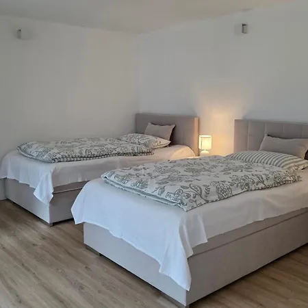 Business Near Messe Duesseldorf-lohausen Apartment Düsseldorf