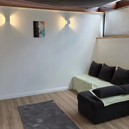 Business Near Messe Duesseldorf-lohausen Apartment *