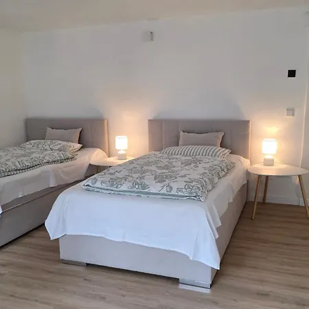 Business Near Messe Duesseldorf-lohausen Apartmán