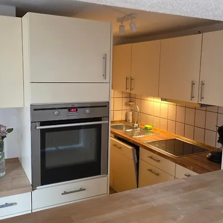 Business Near Messe Duesseldorf-lohausen *